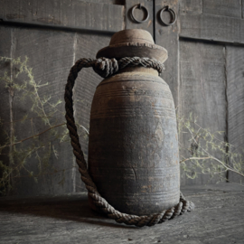 Oude Nepalese pot 89 (H 25,5 cm)