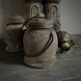Oud Nepalees potje  'X' (H 18 cm)