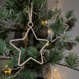 Metalen ster roest aan jute M (10 cm)