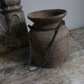 Oude Nepalese pot O (H 22,5 cm)