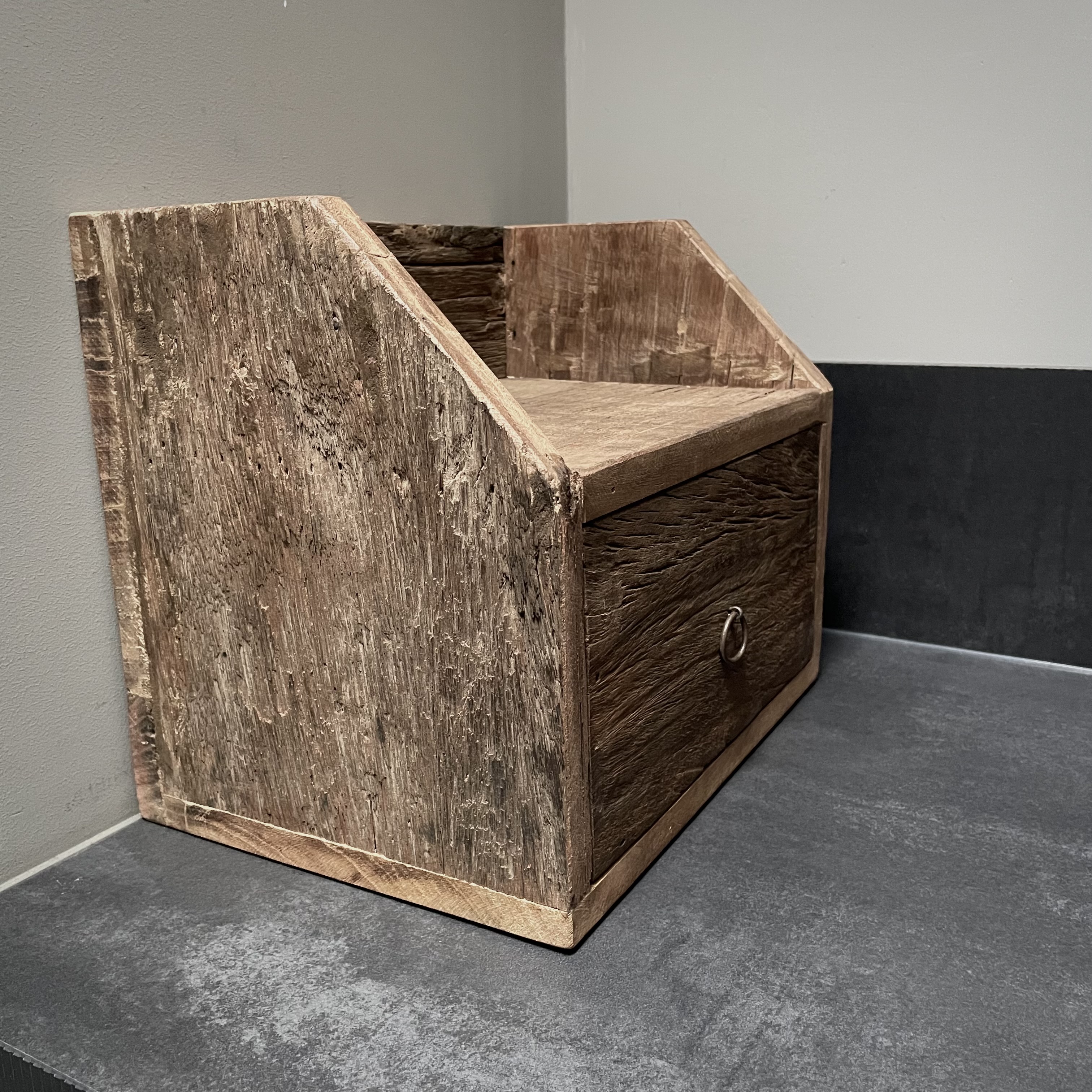 Zware gruttersbak/ coffeetray (Br 35 cm)