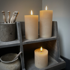 LED wax stompkaars 3D vlam bruin M ( H 12 cm)