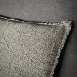 Shabby kussen 'rafels'  (Br 50  cm)