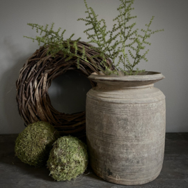 Oude Nepalese pot  NR129 (H 33 cm)