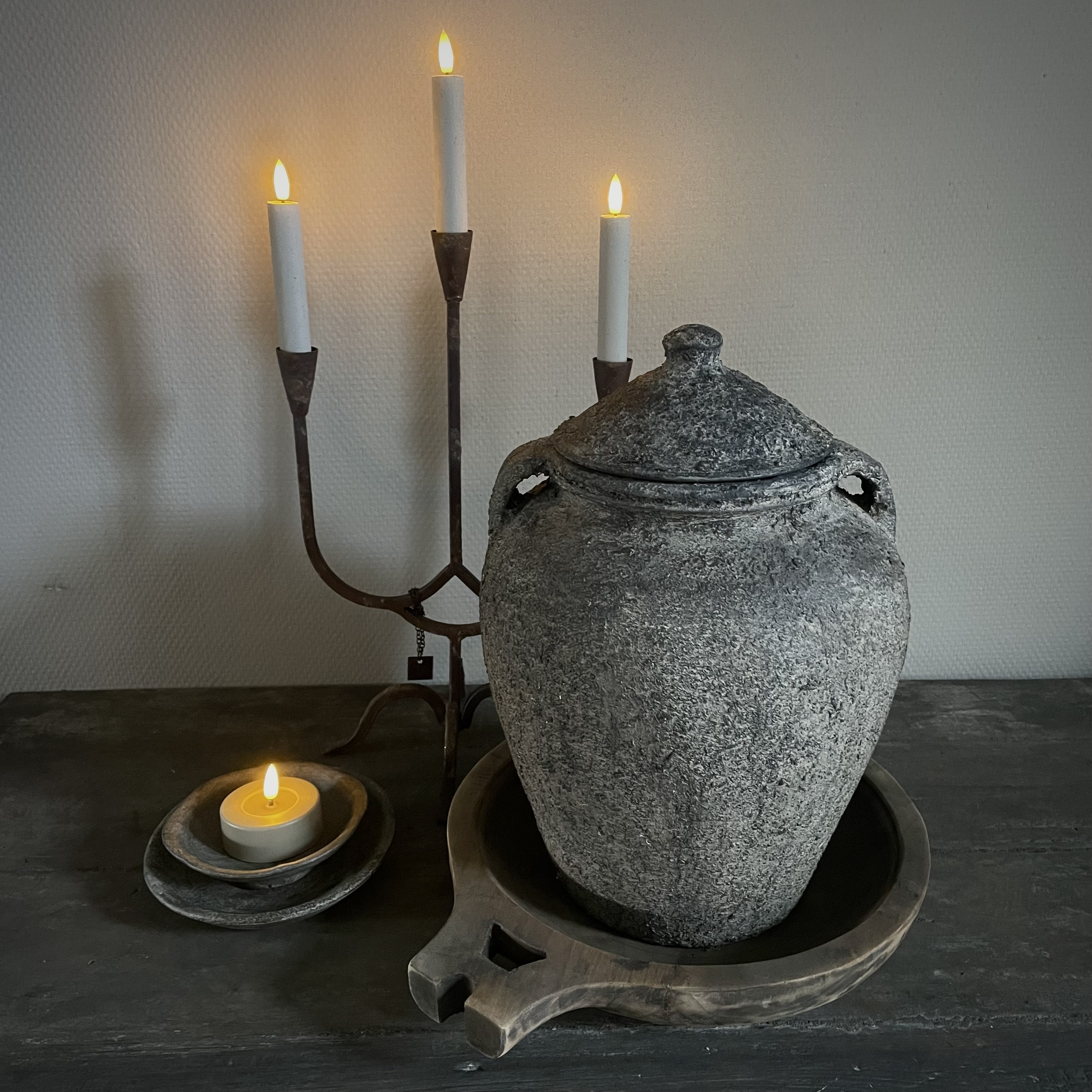 Prachtige kruik/ vaas met deksel (H 36 cm)