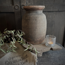 Oude Nepalese pot K (H 30,5 cm)