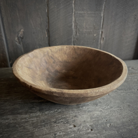 Oud houten schaaltje 4 ( Dia 21,5 cm)