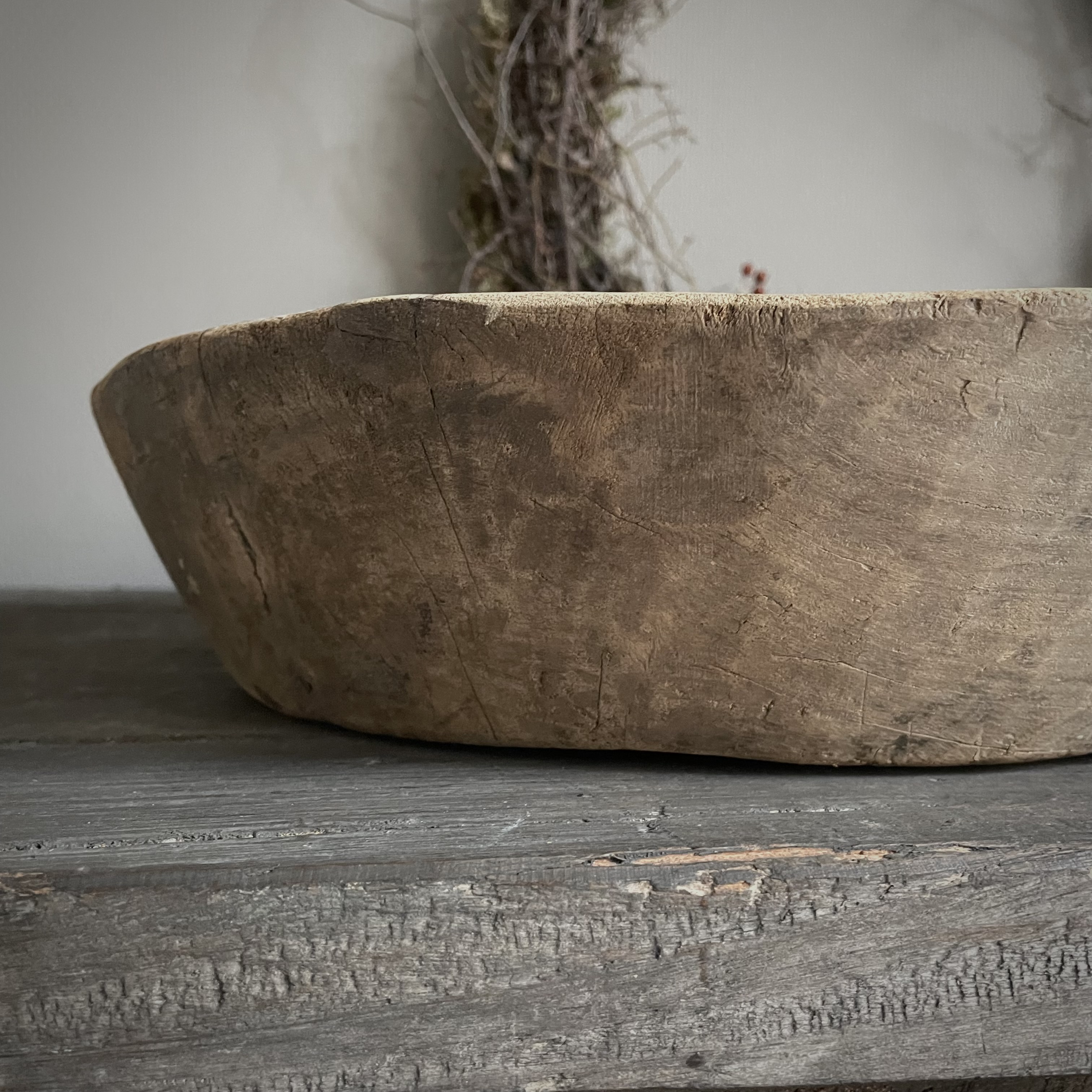 Oude houten schaal Nr 117  (Ø 40,5 cm)