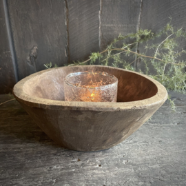 Oud houten schaaltje 2 ( Dia 21 cm)