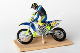 1;12<>SET - YAMAHA YZ 450F  + FIGURINE  #46 + DIRT FLAT TRACK ( Italy) art.12ya46201