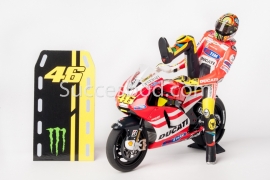 1;12<>Pitboard #46 TEST DUCATI 2011   no.10