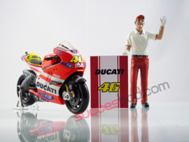 1;18<>SET - MotoGP 2011 - DUCATI GP11 #46 + CREW MAN  set #141