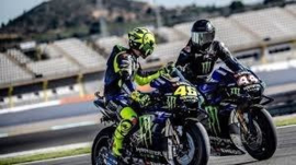 1;12<> YAMAHA YZR-M1 - SET 2 Bikes + 2 Figurines. HAMILTON and ROSSI - Test VALENCIA 2019  mc.122194446