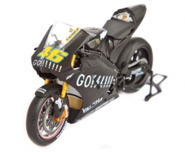 1;18<>#46 - YAMAHA YZR-M1, MotoGP 2005 "TEST BIKE" -Valentino Rossi #46 Collection