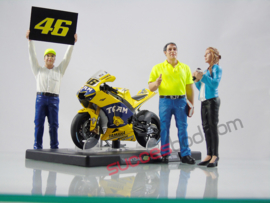 1;18<>YAMAHA PITCREW MAN with board #46  art.4608/428