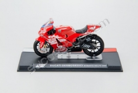 1;24<>DUCATI MotoGP 2005  Roberto Rolfo #44