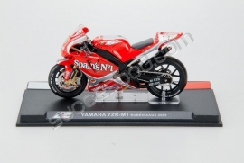 1;24<>YAMAHA YZR-M1     MotoGP 2005  Ruben Xaus  #11