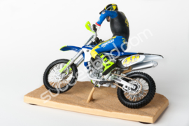 1;12<>SET - YAMAHA YZ 450F  + FIGURINE  #46 + DIRT FLAT TRACK ( Italy) art.12ya46201