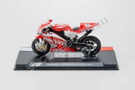 1;24<>YAMAHA YZR-M1     MotoGP 2004   Carlos Checa #7