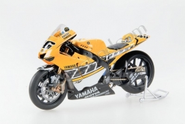 1;12<>YAMAHA YZR-M1   MotoGP 2005 "USA"  Valentino Rossi  #46