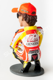 1;12<>BIG HEAD (1:8)- Valentino Rossi  -  "CROUCHED POSITION" -  MotoGP 2011