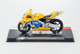 1;24<>HONDA RC 211V     MotoGP 2005  Troy Bayliss  #12
