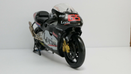 1;06<>HONDA  NSR 500 - MotoGP  2001 - Loris Capirossi  - ""USED"