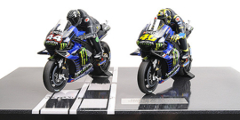 1;12<> YAMAHA YZR-M1 - SET 2 Bikes + 2 Figurines. HAMILTON and ROSSI - Test VALENCIA 2019  mc.122194446