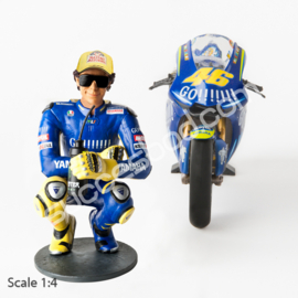 1;04<>Valentino Rossi -  "GRID POSITION" -  MotoGP  2004 -Scale 1/4