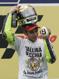 1;12<>BIG HEAD (1:8)- "PODIUM" Rossi  - MotoGP 2009 - "9 Time World Champion"  -  " SEPANG "