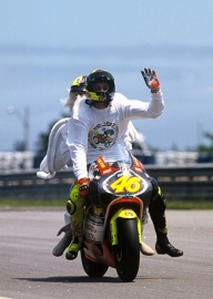 1;12<>Valentino Rossi  + Angel  GP 1999 "250 cc". mc312990096