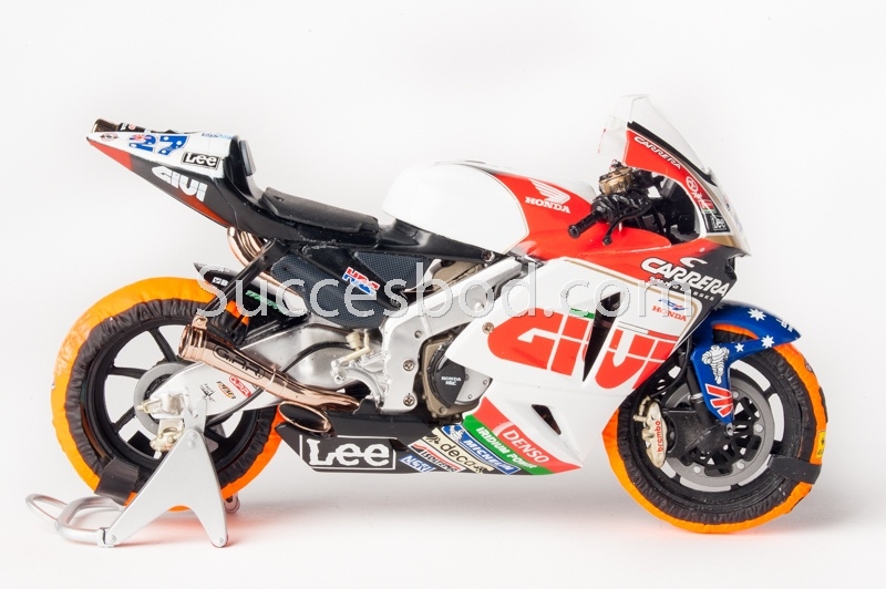 SALE／98%OFF】- 1/12 ホ•ンダ RC211V MaxBiaggi.m - lyceemaputo.org