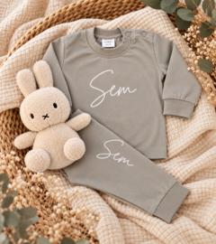Pyjama met naam | 5 KLEURTJES
