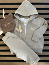 HOODIE met NAAM & GEBOORTEJAAR | SAND