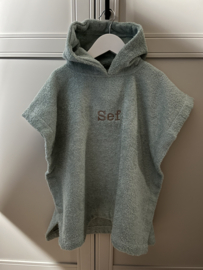 BADPONCHO MET NAAM | 9 KLEUREN