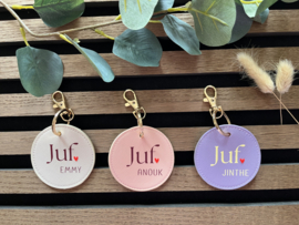 SLEUTELHANGER JUF MET NAAM | 3 KLEURTJES