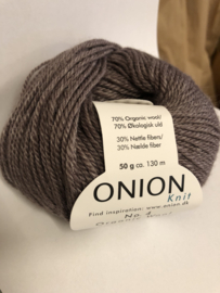 Onion Wool + Nettles no. 4 - 832 Donkerpoeder