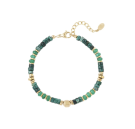 Armband met groene steentjes