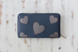 Blauwe portemonnee met hartjes