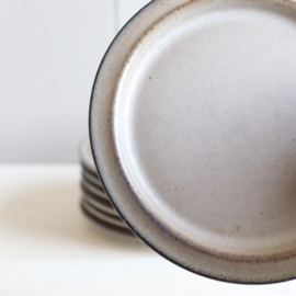 7 vintage gebaksbordjes 70s grijs