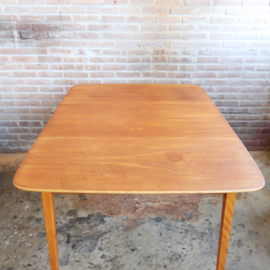 Vintage eettafel vierkant rond uitschuifbaar