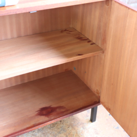 Vintage klein dressoir  jaren 70 platenspeler
