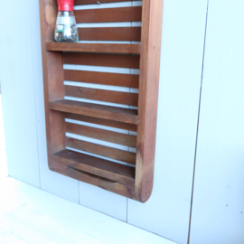 vintage vakkenkastje wand kruidenrek letterbak