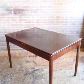 Vintage eettafel uitschuifbaar donker hout jaren 70