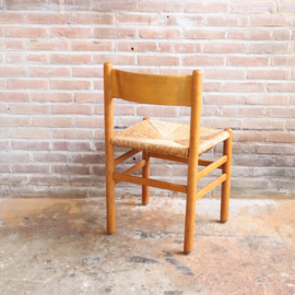 Vintage houten stoel met rieten zitting