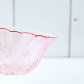 Vintage roze glas schaaltje