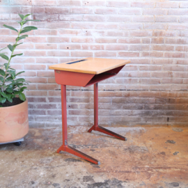 Vintage kinderbureau schooltafel terra