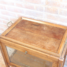Vintage theekastje glas