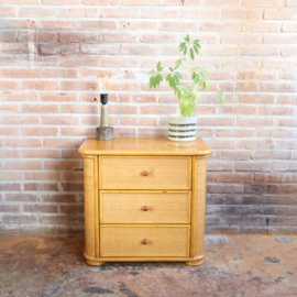 Vintage rotan ladekast nachtkastje