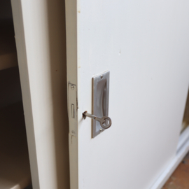 Vintage ondiep kast hal